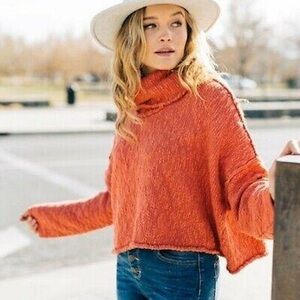 Free People Big Easy Cowl Neck Crop Sweater 🍑🫶🏼